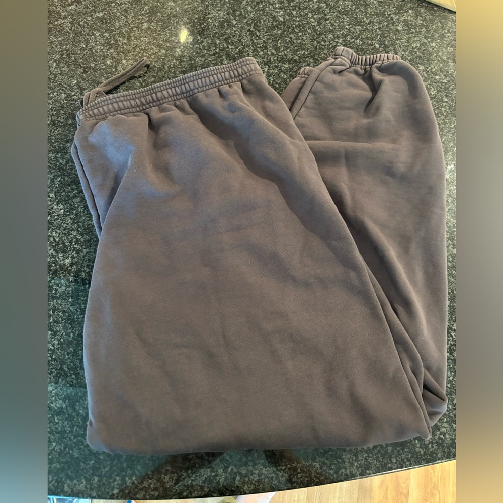 Skims outdoor jogger sweatpants dark purple size 4X